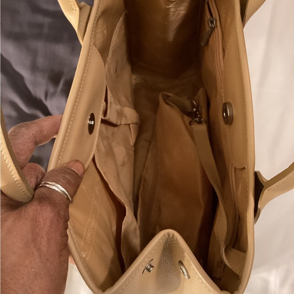 Longchamp Pebbled Leather Tote Bag w/ Matching Zip Pouch | Tan Camel - Picture 5 of 13